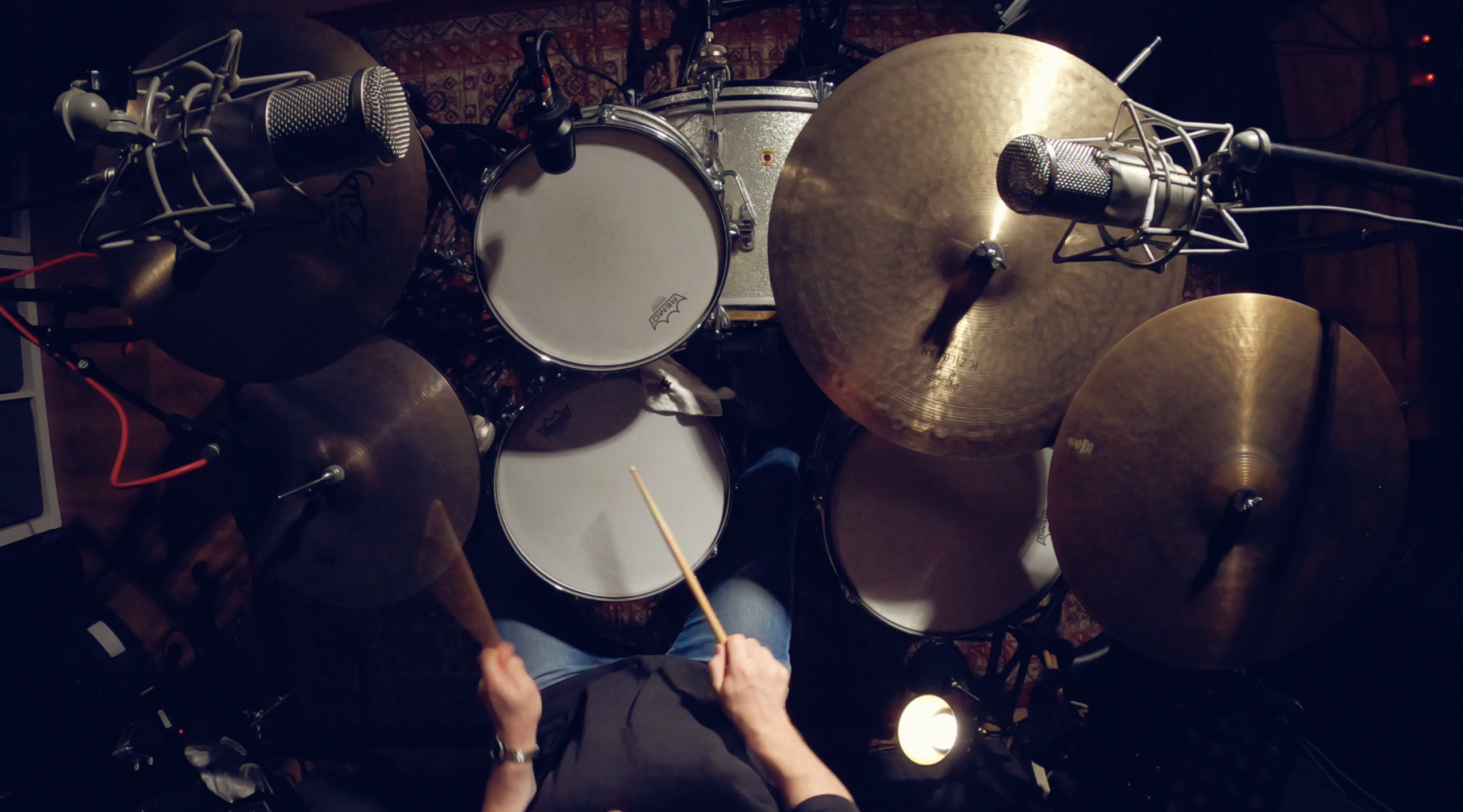 Online drum teacher Gavin on the drum kit
